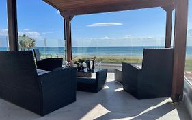 Dasaki Beach Villa